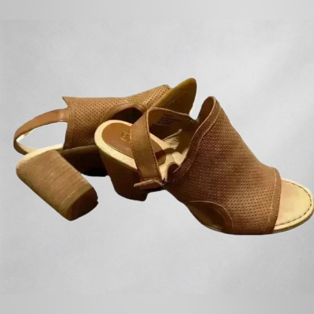 Born Women’s Shoes 7 M  Sutra Perf Brown Heel